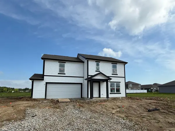 1334 Aster DR, Shelbyville, IN 46176