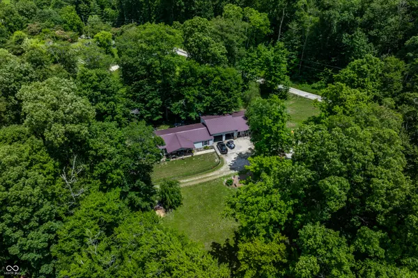 2501 Mitten RD, Bowling Green, IN 47833