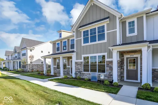 8542 Goldfinch RD, Brownsburg, IN 46112