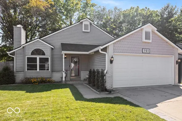 701 Westridge South DR, Noblesville, IN 46062