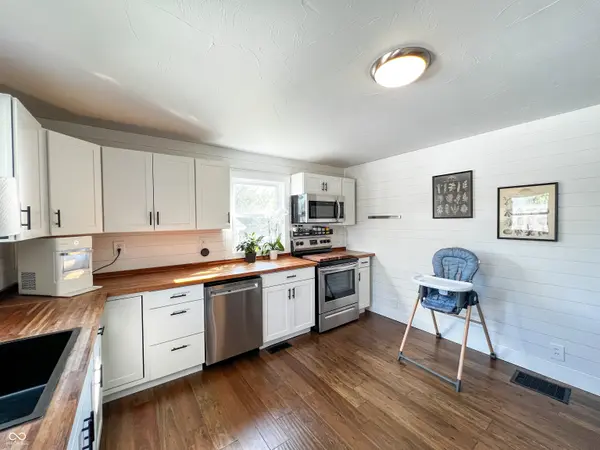 111 N Depot ST, Batesville, IN 47006