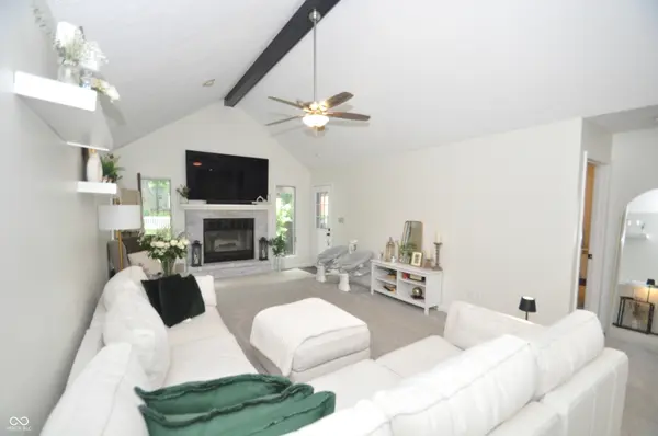 2390 Lincoln DR, Cicero, IN 46034