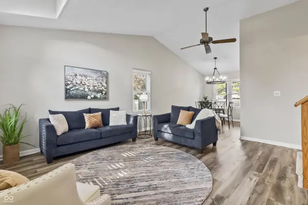 7898 Beanblossom CIR, Indianapolis, IN 46256