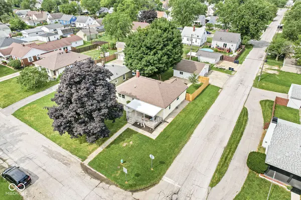 362 N 14th AVE, Beech Grove, IN 46107