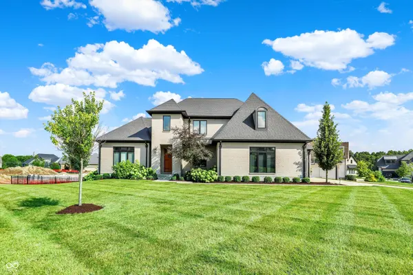 16475 Vintage CT S, Westfield, IN 46062