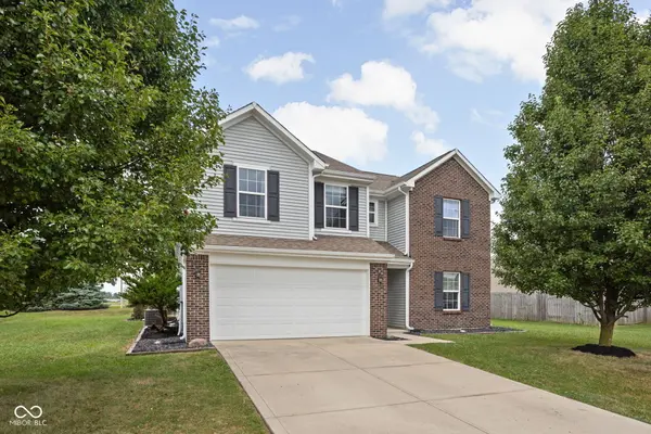 1686 Cape Hatteras TRL, Brownsburg, IN 46112