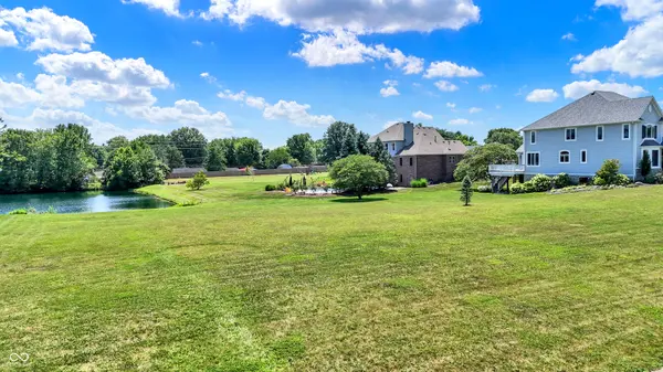 2649 E Fairway Village DR, Greenfield, IN 46140