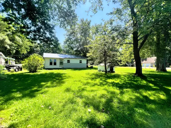 3122 W 1st DR, Albion, IN 46701
