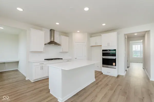 6537 Ambassador DR, Plainfield, IN 46168
