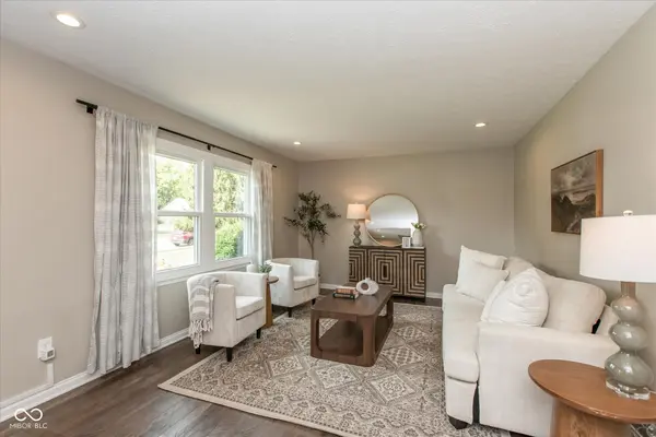 12705 Brookshire Pkwy, Carmel, IN 46033