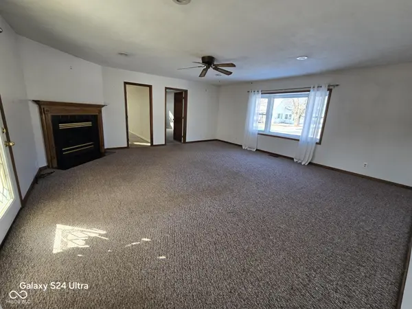 405 E Howard AVE, Arcadia, IN 46030