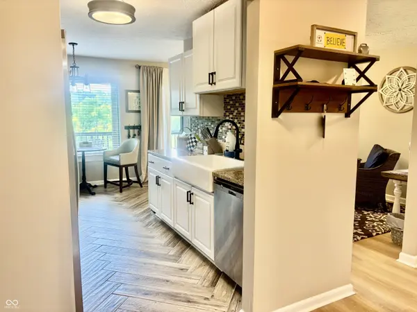 201 Bluff CIR #B, Noblesville, IN 46062