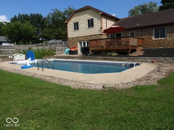 5962 Oak Hill W DR, Plainfield, IN 46168
