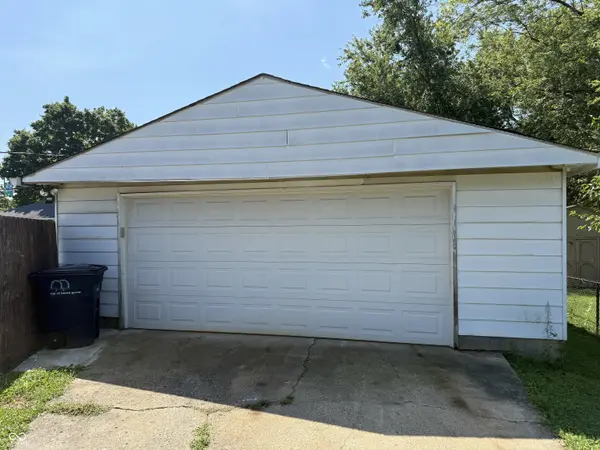 205 Edwards AVE, Beech Grove, IN 46107