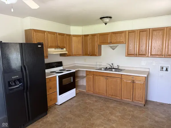 205 Edwards AVE, Beech Grove, IN 46107