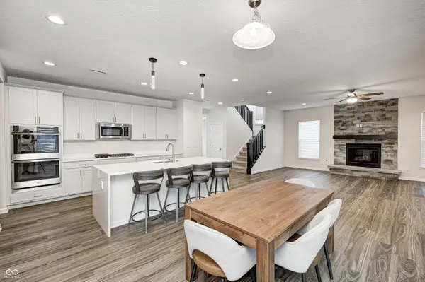 10638 Oak Bend BLVD, Indianapolis, IN 46239