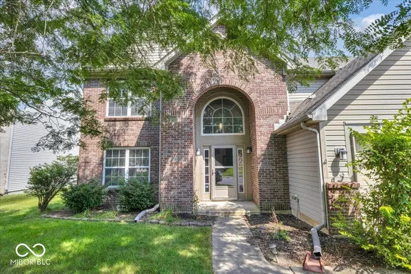11791 Moate DR, Fishers, IN 46037