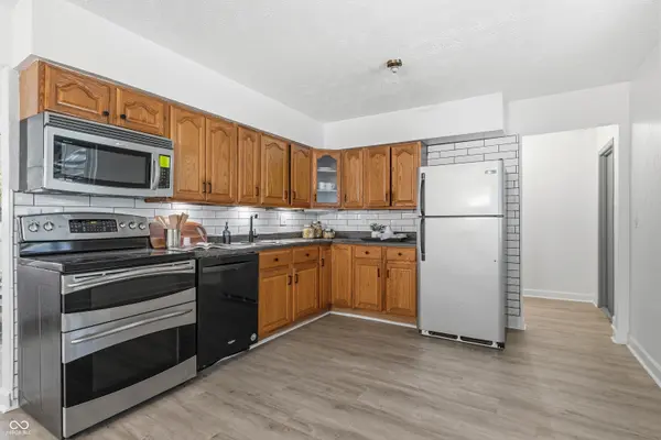 751 Laurel LN, Fortville, IN 46040