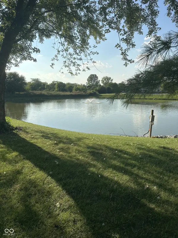 2173 Harvest Moon DR, Indianapolis, IN 46229