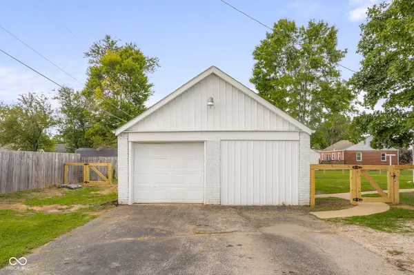 132 Coovert ST, Columbus, IN 47201