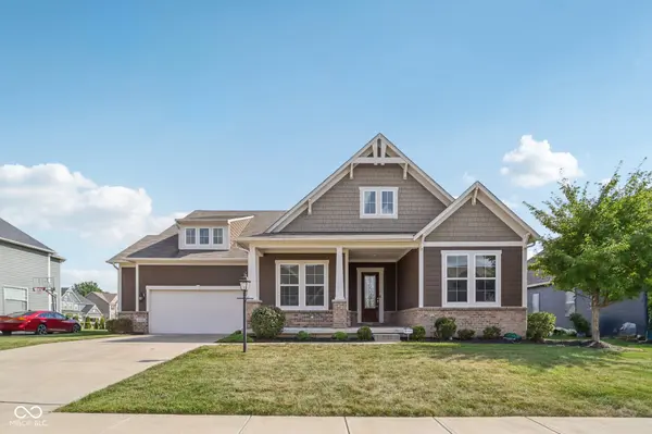 2403 Mossy CRK, Avon, IN 46123