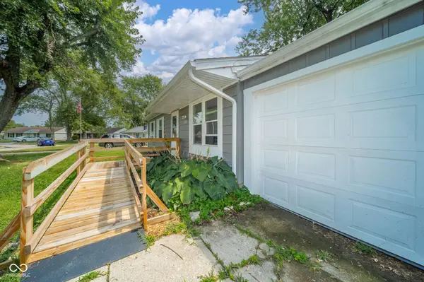 2311 S Fairlawn WAY, Anderson, IN 46011