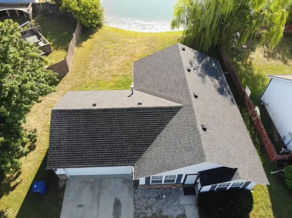 4531 English Oak TER, Indianapolis, IN 46235