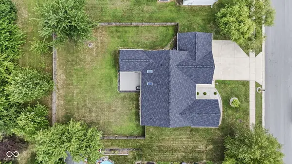 8522 Robin Run WAY, Avon, IN 46123