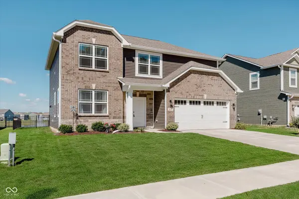 6670 Dunkirk DR, Mccordsville, IN 46055