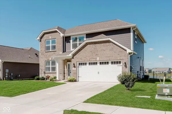 6670 Dunkirk DR, Mccordsville, IN 46055