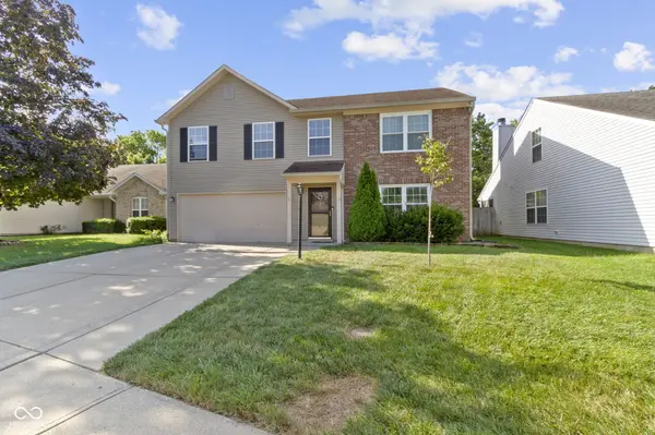 6055 Woodmill DR, Fishers, IN 46038