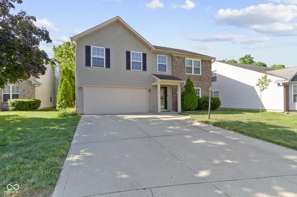 6055 Woodmill DR, Fishers, IN 46038