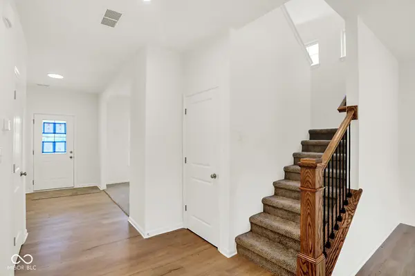 7056 Jackson DR, Cumberland, IN 46229