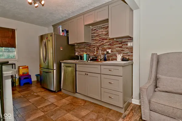 2530 Lincoln LN, Indianapolis, IN 46228