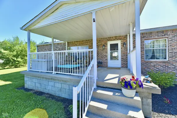 2203 S 800 W, New Palestine, IN 46163