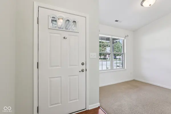 5545 Lipizzan LN, Plainfield, IN 46168