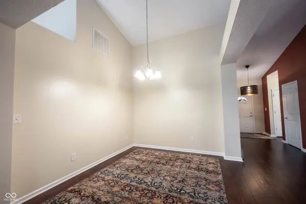 9862 N Port DR, Mccordsville, IN 46055
