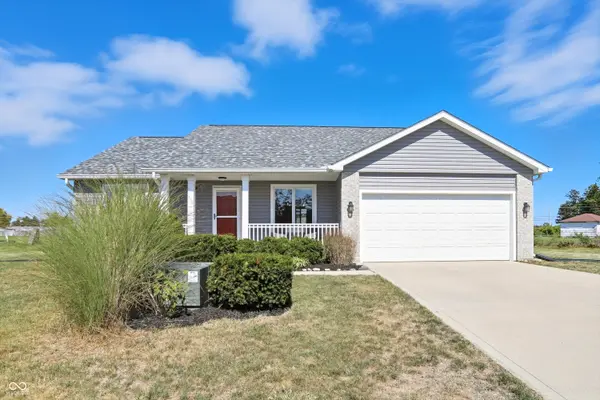 108 Sunburst CIR, Alexandria, IN 46001