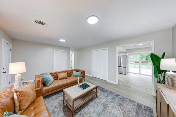 444 Buffalo DR, Indianapolis, IN 46217