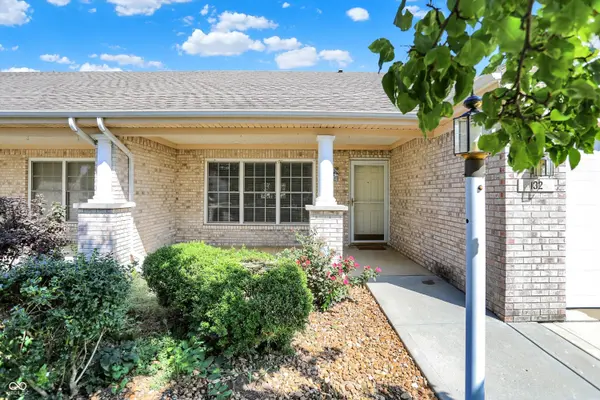 132 Arabian CT, Whiteland, IN 46184