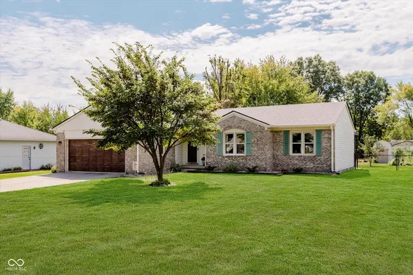 9011 Walton ST, Indianapolis, IN 46231