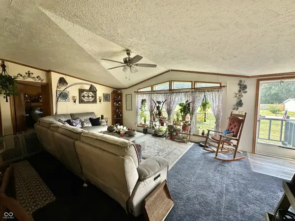 10676 W Hickory CT, Quincy, IN 47456