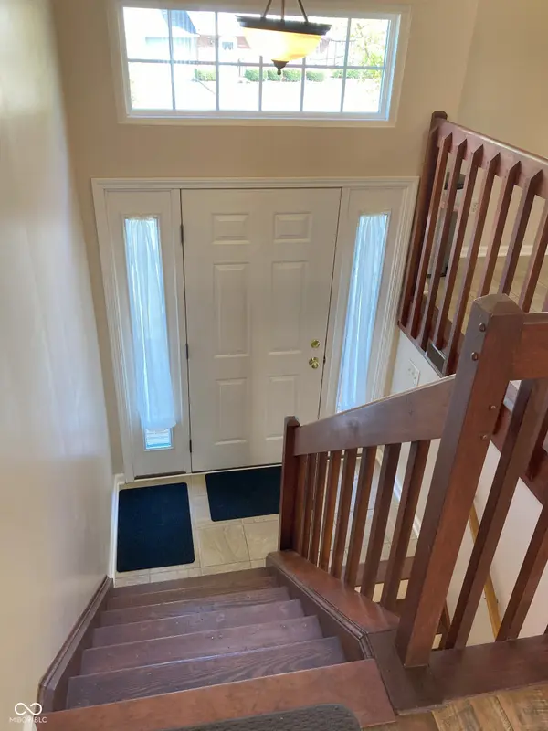 1754 Queensbridge DR, Indianapolis, IN 46219