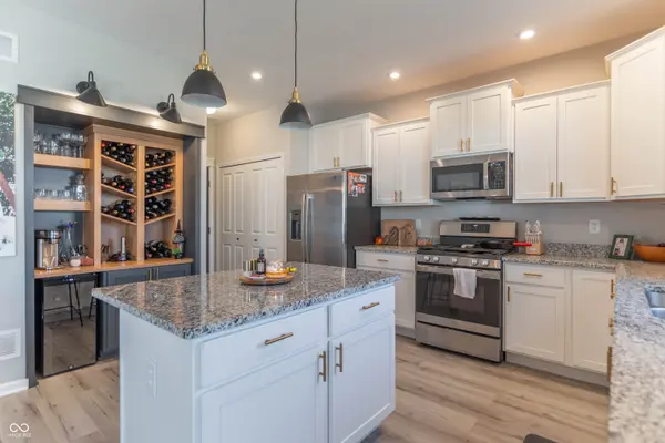 7166 Rhapsody WAY, Brownsburg, IN 46112