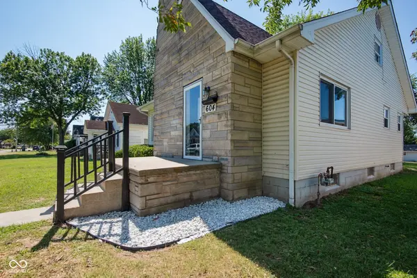 604 S Lynn ST, Seymour, IN 47274