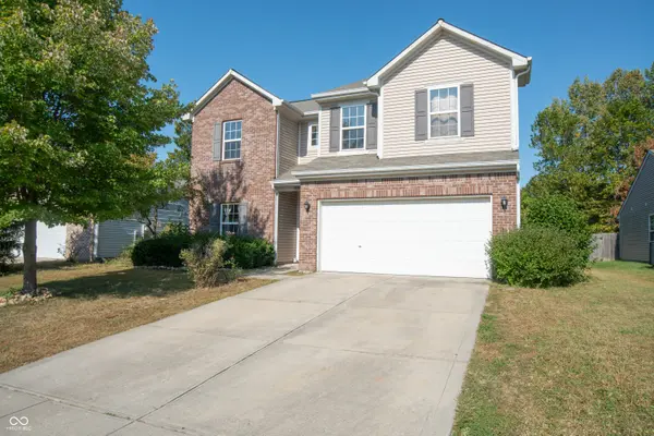 5151 Sandwood DR, Indianapolis, IN 46235