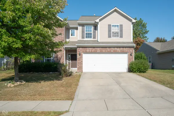 5151 Sandwood DR, Indianapolis, IN 46235