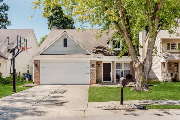 11176 Harrington LN, Fishers, IN 46038