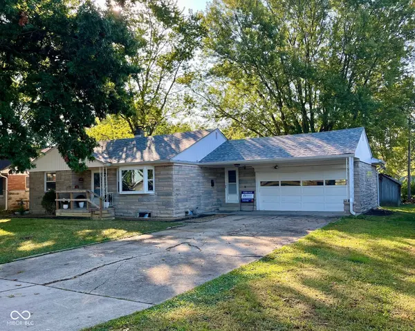 1149 E Buchanan ST, Plainfield, IN 46168