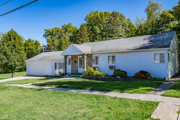 214 Powers ST, Angola, IN 46703